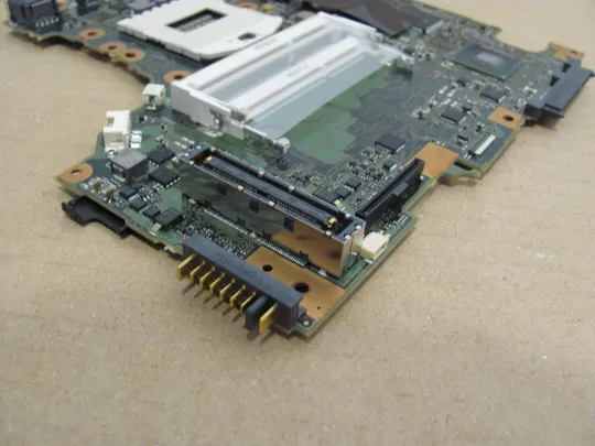 79-6 материнська плата CP642130-Z3 CP667436-01 для FUJITSU E734 оригінал Недорого