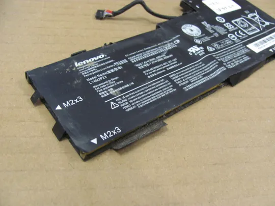 Оригінал АКБ, Акумуляторна батарея, живлення, battery, Оригінальна батарея L14M2P23 7.4v 30wh  для LENOVO IDEAPAD 100-14IBY 510S-13IKB U30 E31-70 U31-70 З аукціону