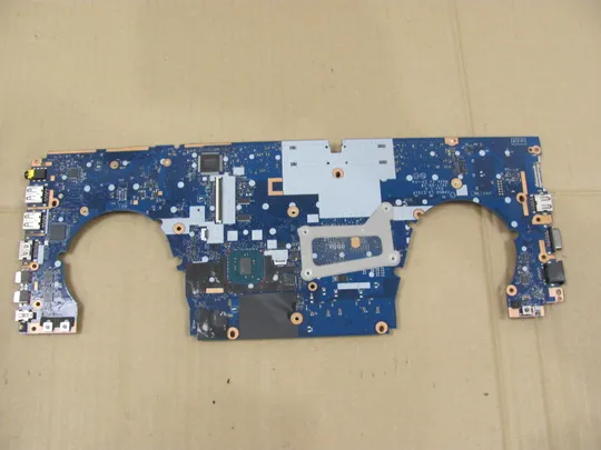 Купити 725-1 материнська плата CPW50 LA-E161P  SR32N  i7-7820HQ  921048-601 для  HP Zbook 15 G4 оригінал