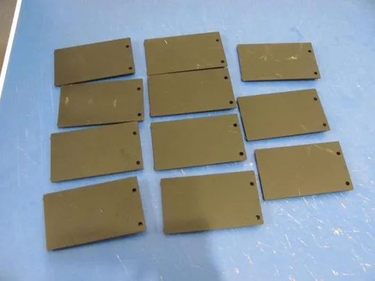 номер0154-12 сервісна кришка 13N0-YVA0901 для MEDION  Akoya E7220 E7222 P7815 оригінал Ціна