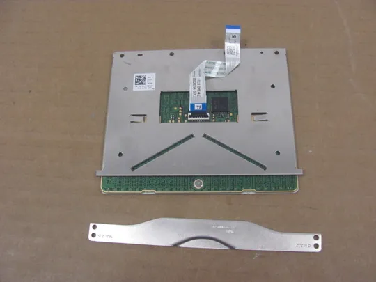 875-13 тачпад з кріпленням 047H4C NBX00028I00 для  DELL Inspiron 15 5570 5575 Оригінал Де купити