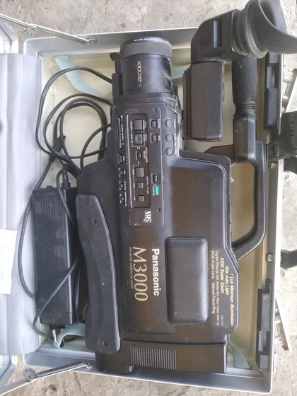 фото, Продам відеокамеру Panasonic m 3000