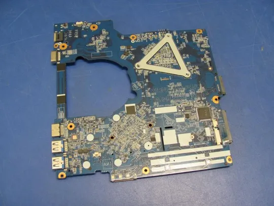 №54-7 материнська плата W540EUMB-0D РОБОЧА для TERRA (CLEVO) MOBILE 1529H 1220327 оригінал Інтернет-аукціон