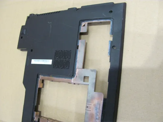 424-4 Кришка дно піддон корпуса 60.4IH09.007  для Lenovo B570 B570E B575   оригінал З аукціону