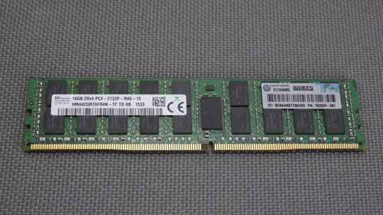 SK Hunix 16Gb 2Rx4 PC4-2133P планка серверной памяти HMA42GR7AFR4N-TF Ціна