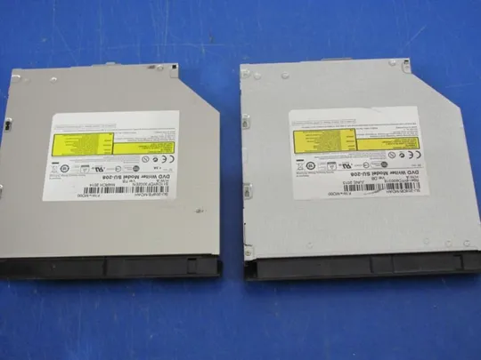 №29-24 DVD-привод для MEDION AKOYA P7632 DNS C17A E7223 оригінал Ціна