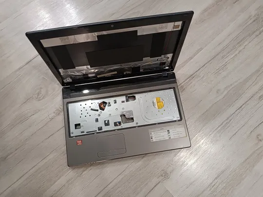 Корпус для ноутбука Acer Aspire 5560G весь в зборі Ціна