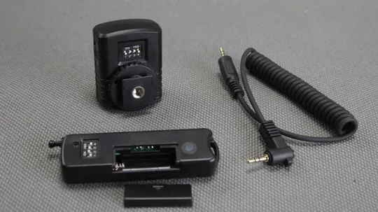 Купити JJC JM-II Беспроводной дистанционный пульт управления 2,4 ГГц для цифровых камер