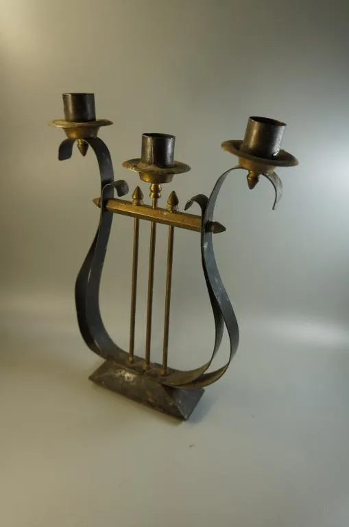 Подсвечник лира на 3 свечи высота 24,5 см №10630 Недорого