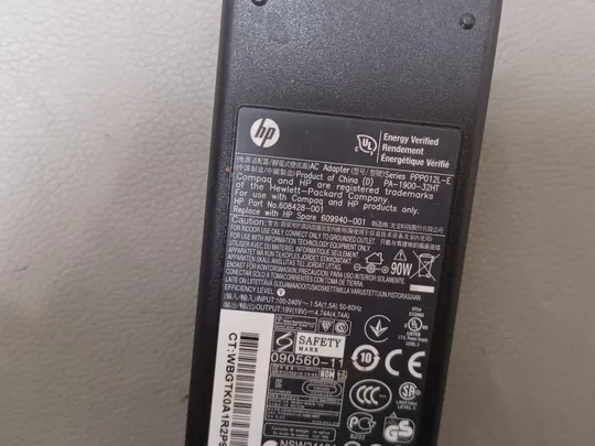 Купити 0939... адаптер живлення  HP PPP012L-E 19V 4.7A  НІМЕЧЧИНА