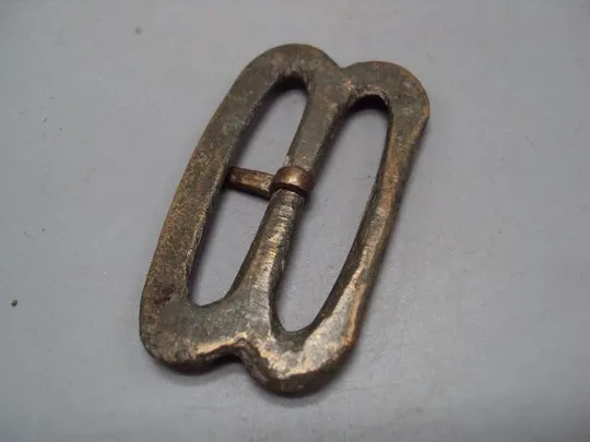 Пряжка бронза археология размер 6 х 3,3 см №14252 Недорого