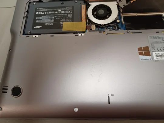 0847... SAMSUNG NP530U3C NP530  core i7-3517u 4gb 120gb  НІМЕЧЧИНА Характеристики