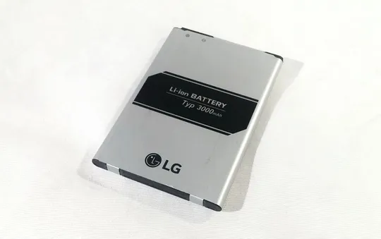 оригинальный литий-ионный аккумулятор Rechargeable li-Ion Battery Typ 3000mah BL-51YF для LG G4 LTE З аукціону