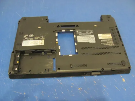 №242-1 Кришка дно піддон корпуса GM902858212A для TOSHIBA Tecra A11 оригінал Ціна