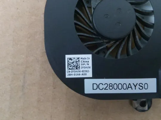 №324-1 кулер, FAN DC28000AYS0 0Y5HVW для Dell INSPIRON 5520 7520 оригінал З аукціону