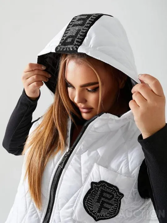 Жіноча жилетка з капюшоном колір білий  04 Продаж