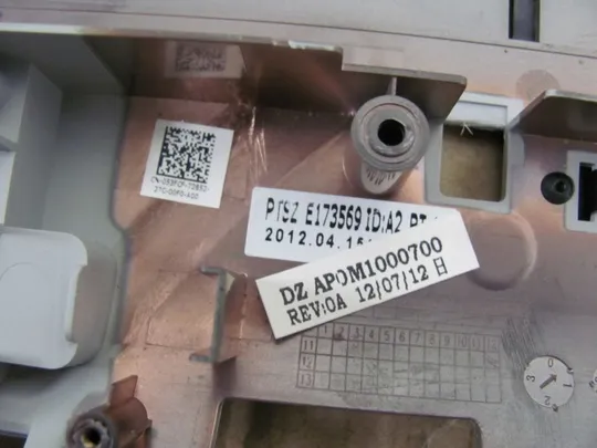 номер0023-3 Кришка, дно, піддон корпуса,Нижний корпус(дно)для ноутбука,низ,дно,поддон,Нижняя часть AP0M1000700 053FCF для DELL LATITUDE E5530 оригінал в Україні