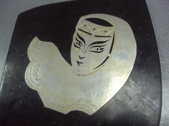 плакетка девушка дагестан №221 З аукціону