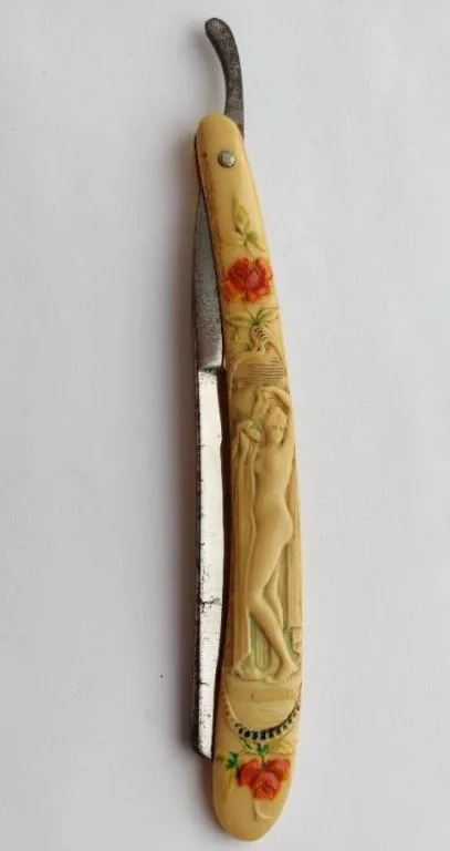 Антикварная бритва с сюжетом Ева и змей-искуситель nd753 Де купити