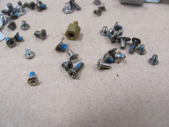 641-9 комплектуюче гвинти для Sony Vaio VPCSE PCG-41414M оригінал Продаж