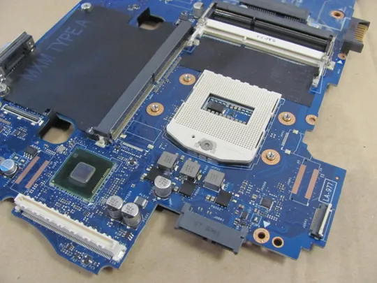 581-6 материнська плата VAQ10 LA-9772P   для Dell Precision M4800  оригінал Де купити