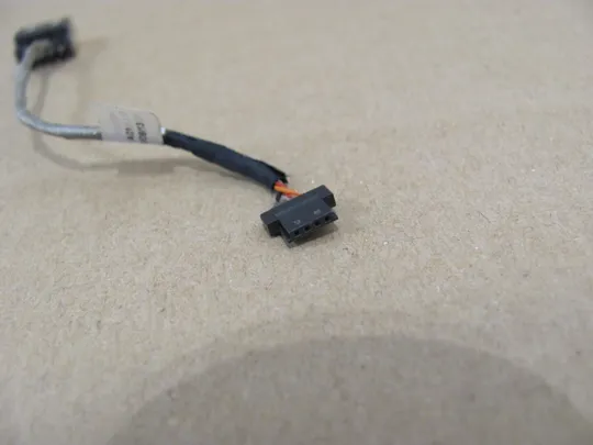 425-14 роз&#039;єм USB 50.4JW01.002   для Lenovo   V560 B550   оригінал З аукціону