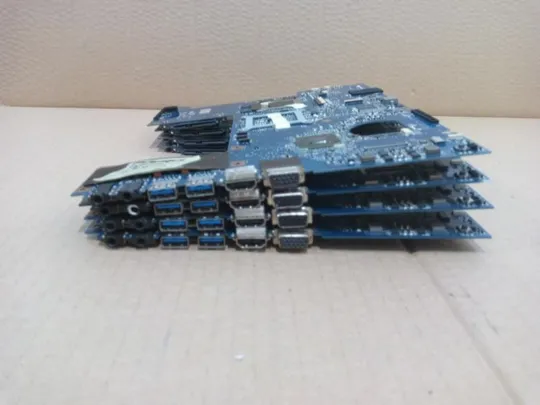 №330-5 материнська плата E89382 для MEDION X6816 X6815 оригінал З аукціону