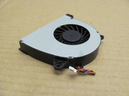 номер0192-17 Вентилятор (кулер, FAN) G61C0001H210 для Toshiba Tecra A50-A A50 оригінал Продаж