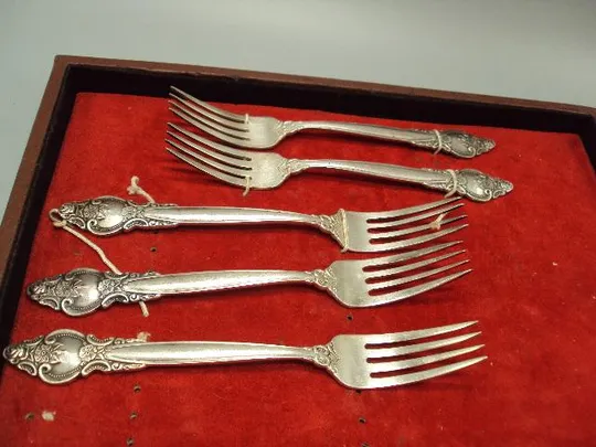 Набор столовые приборы десертные вилки и чайные ложки Роза мнц ссср лот 15 шт в коробке №14295 Недорого