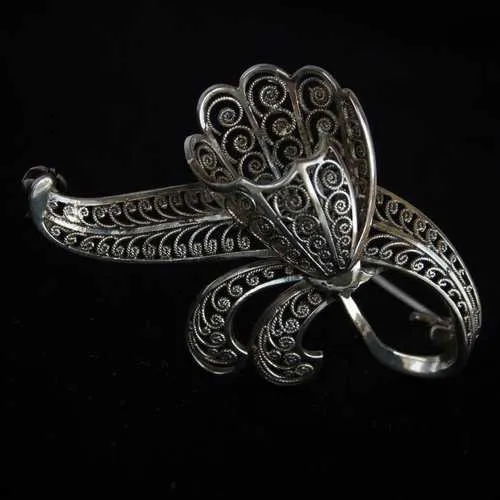 Брошка Лілія філігрань срібло 800 проба Germany Ціна