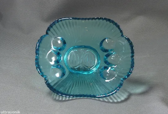 Цукерниця ваза стара бірюзове кольорове радянське скло Вживане Де купити