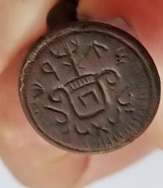 Редкое средневековое кольцо-печатка с загадочными символами — изменяемого размера  kr654 Продаж