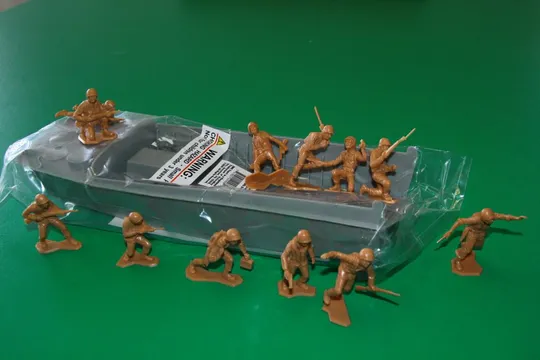 Лодка -амфибия для высадки десанта BMC 54-60мм З аукціону