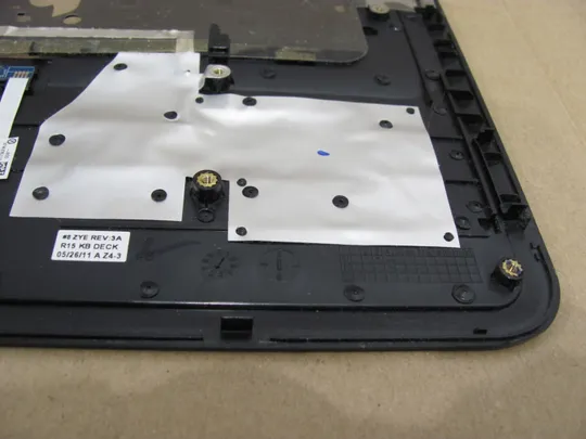 438-3 Кришка панель палмрест тачпад 646384-001 32R15TATPF0  для   HP Pavilion G6 G6-1000  оригінал На торгах