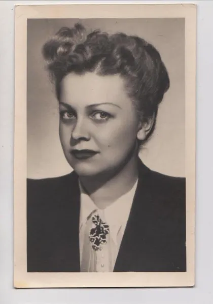 фото, Л.ЦЕЛИКОВСКАЯ = АРТИСТЫ СОВЕТСКОГО КИНО = ПОЧТОВАЯ ОТКРЫТКА 1954 г. = КИЕВ = п/п #