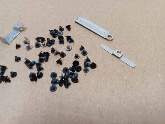 номер1063-18 комплектуюче гвинти  для Dell Latitude P40G E7450  оригінал З аукціону