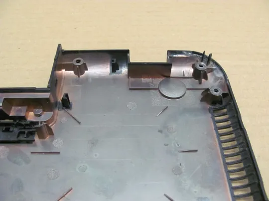 номер0339-1 Кришка дно піддон корпуса 3ABD5BA0I00 для Toshiba Satellite C75D-A C75 C70 нижня кришка Bottom корито нижня частина корпусу оригінал На торгах