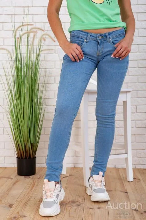 Джинсы женские, Скинни со средней посадкой, цвет Голубой, 167R604 Ціна
