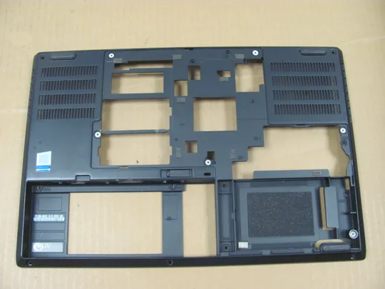 номер0851-3  Кришка дно піддон корпуса Нижний корпус (дно) для ноутбука Низ дно поддон AM16Z000110 для Lenovo Thinkpad P52 оригінал Ціна