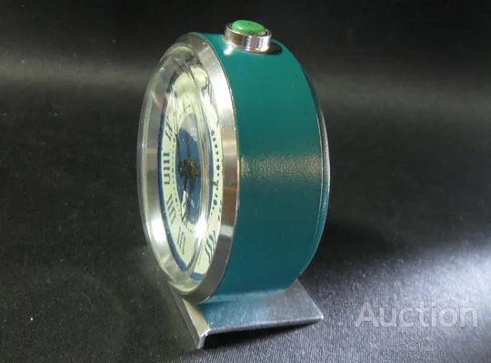 Часы будильник Слава СССР Экспортный вариант Абсолютно исправны!!! Інтернет-аукціон