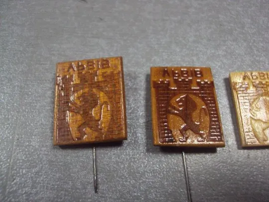 знак герб львов дерево лот 4 шт №1365 Продаж