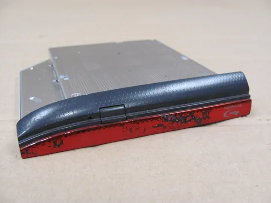 676-26 DVD привід для Toshiba Qosmio X870 X875  оригінал З аукціону