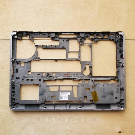 Купити Нижня частина корпусу Dell Latitude E7440 / AM0VN000401 0YGJ08 для ноутбука оригінал з розборки