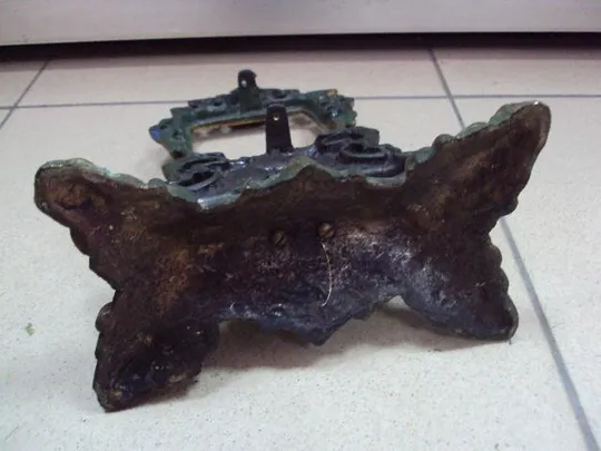 Корпус под часы настольные каминные бронза высота 22,5 см, посадочный под часы 7,3 х 7,5 см №11402 Де купити