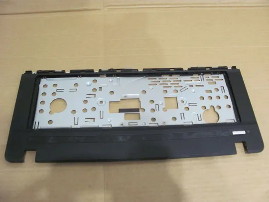 562-2 корпус панель 13N0-A8A0B02 для Acer Aspire E1-772G E1-772 оригінал Ціна