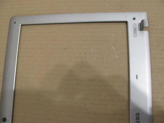 377-12 рамка матриці BA75-02855A для SAMSUNG E3520 RV511 RV509 оригінал Продаж