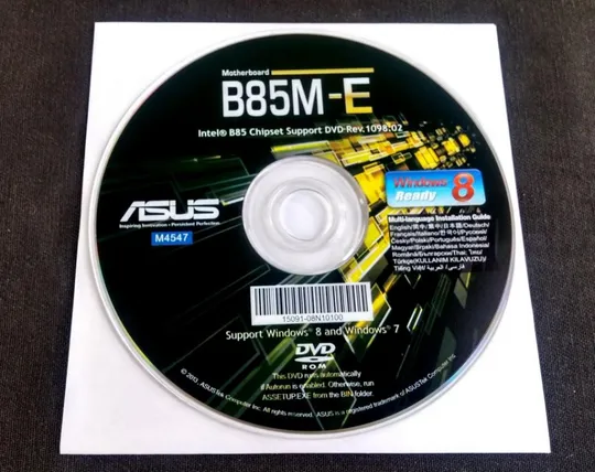 DVD, CD диск с драйверами для материнских плат ASUS B85M, P8H67 и GigaByte 945, 955, 965 и др. Де купити