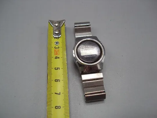 Купити Женские наручные часы Электроника 5 ссср с браслетом не на ходу длина 3 см, ширина 2,7 см №14635