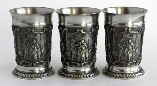 Купити Келихи Дитячі забави 3 шт по 250 мл олово Germany