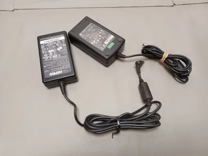 фото, 0618 адаптер живлення   12V 2 шт НІМЕЧЧИНА